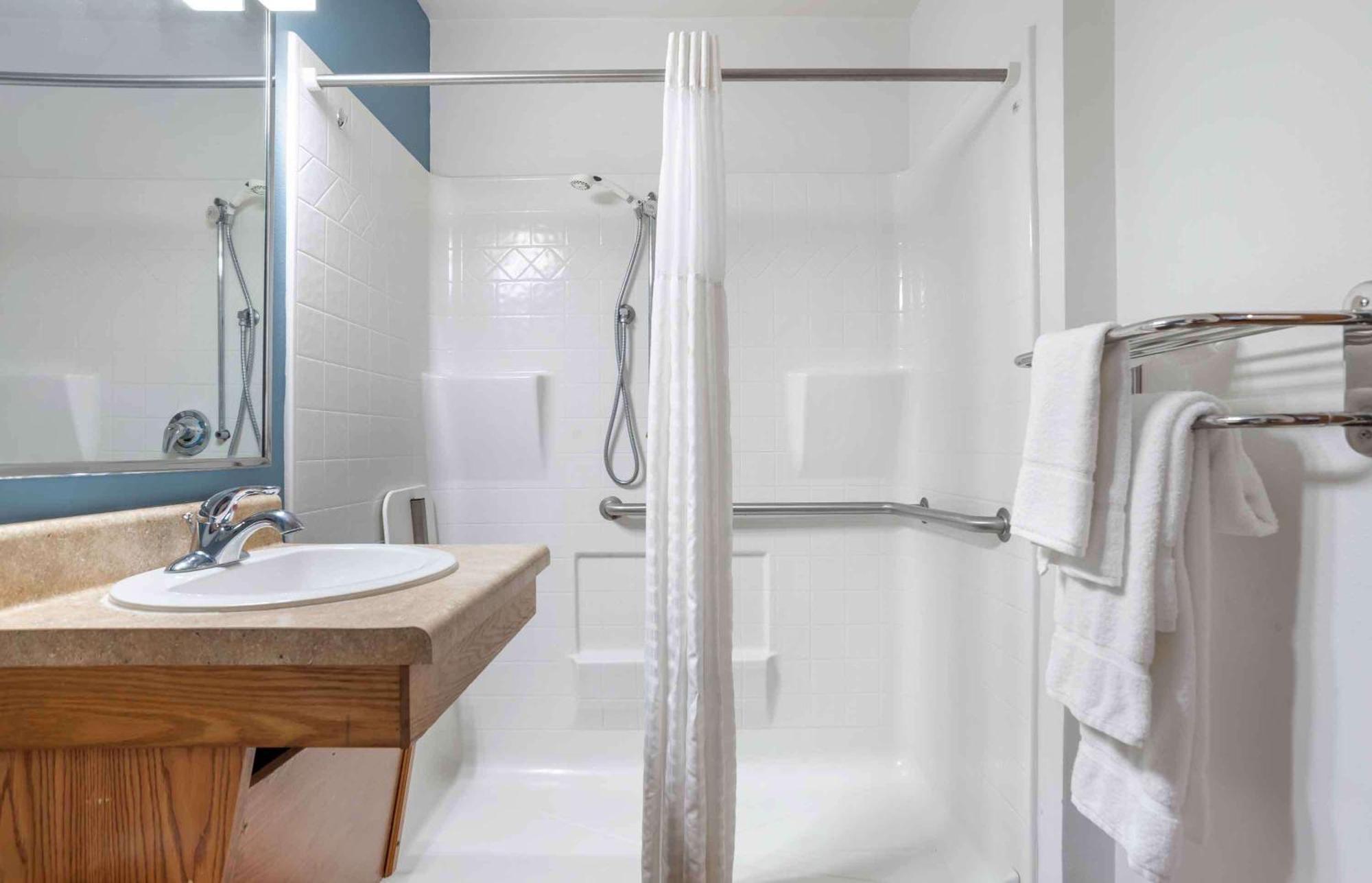 Extended Stay America Select Suites - Tallahassee - East Экстерьер фото