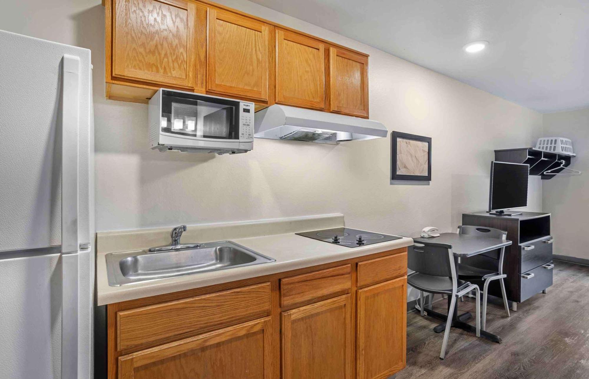 Extended Stay America Select Suites - Tallahassee - East Экстерьер фото