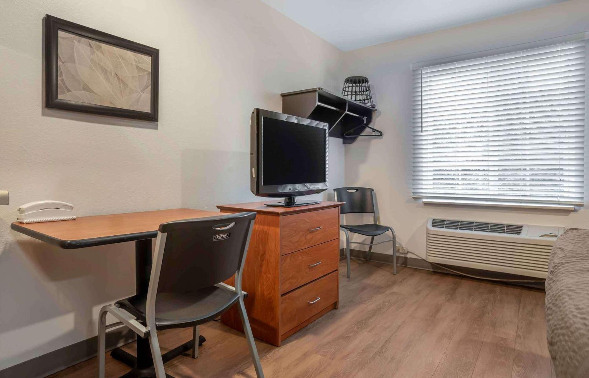 Extended Stay America Select Suites - Tallahassee - East Экстерьер фото